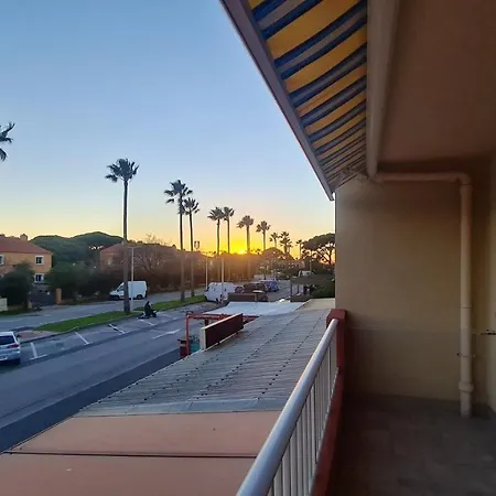 Appartement Avec Terrasse Amenagee Et Wifi A C *