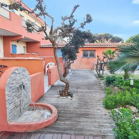 Confortable A 22 M² + Terrasse C شقة *
